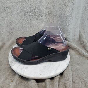 Bzees Shoes Womens 9.5 Black Textile Desire Cross Strap Sandals